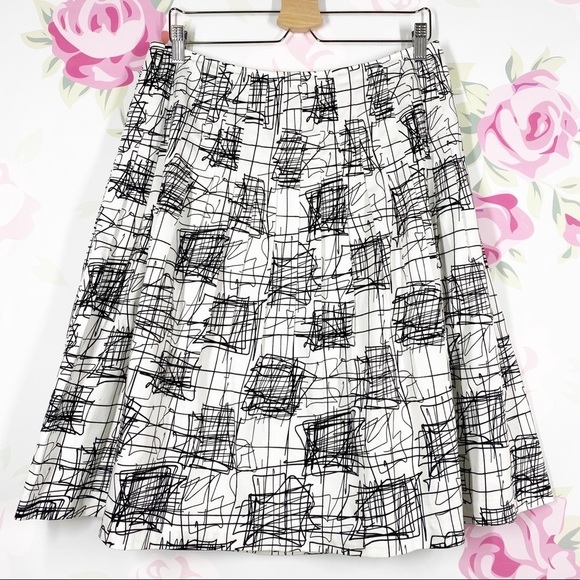 Lafayette 148 New York Dresses & Skirts - Lafayette 148 New York Skirt 12 Black White Print Pleated